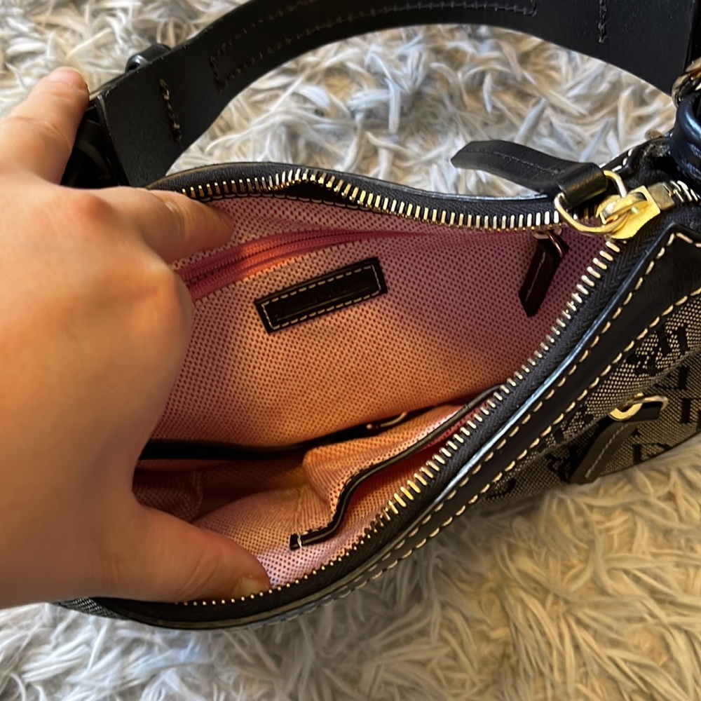 DooNEY & bourke - Picture 4 of 7